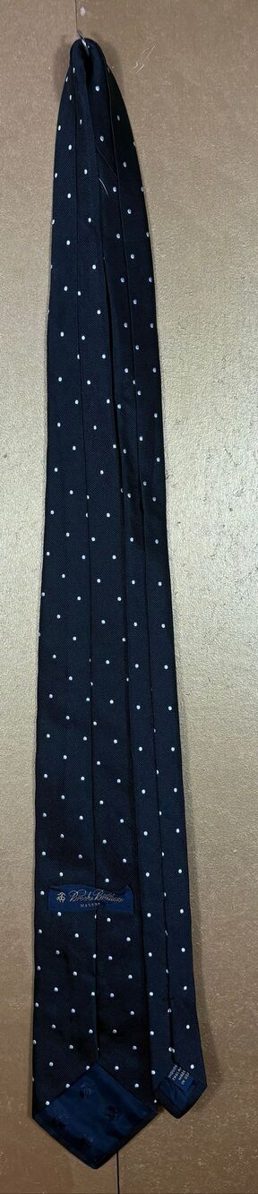 Brooks Brothers Tie - Picture 3 of 4